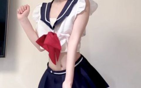 namprikk个人照片集，欣赏她的生活照与拍摄作品，感受她的独特魅力